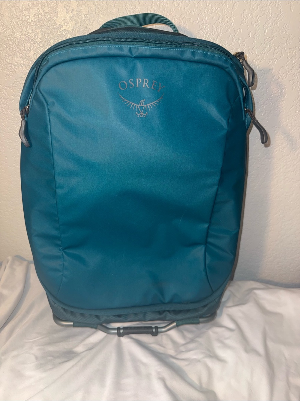 OSPREY Daylite Travel Wheeled Backpack/Duffle